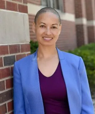 Head shot of Rebecca Ginsburg