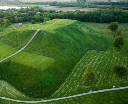 Photo of Cahokia Mounds