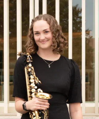 Sheridan Mackey Headshot