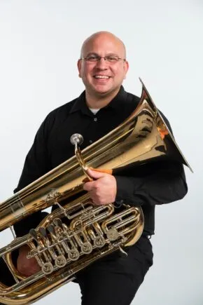 James Land, Tuba