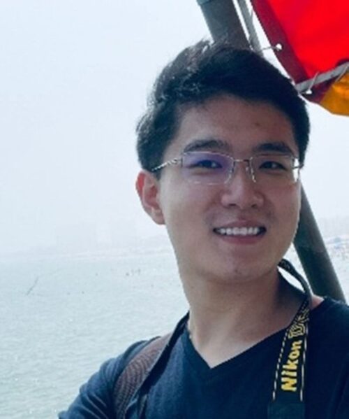 Photo of Zhenpeng Zhang