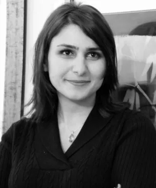 Niloufar Emami headshot 