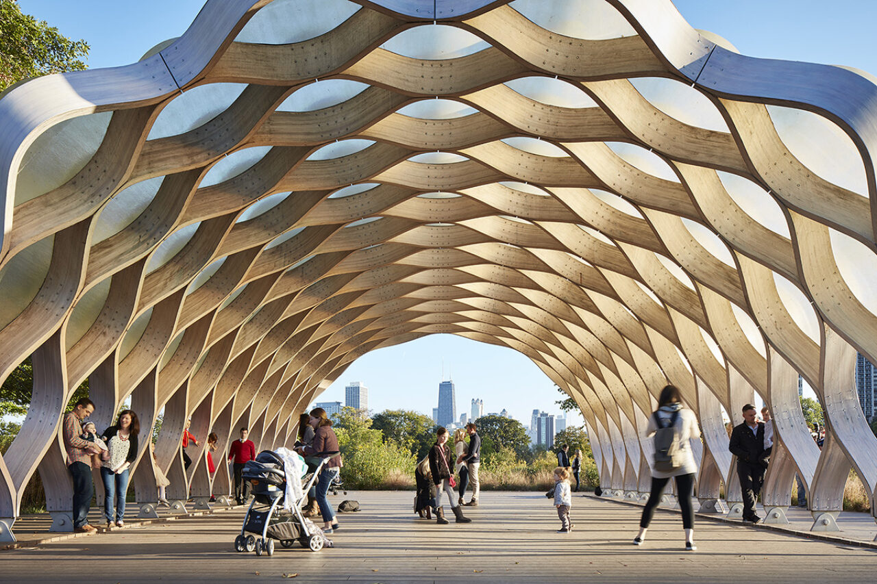 Nature Boardwalk at Lincoln Park Zoo.  Photo by Tom Harris, courtesy Studio Gang.