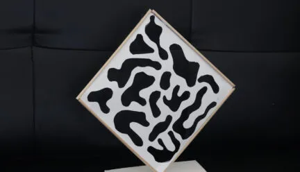 picture with wavy cut outs