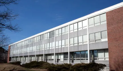 school of art &amp; design building peabody drive view