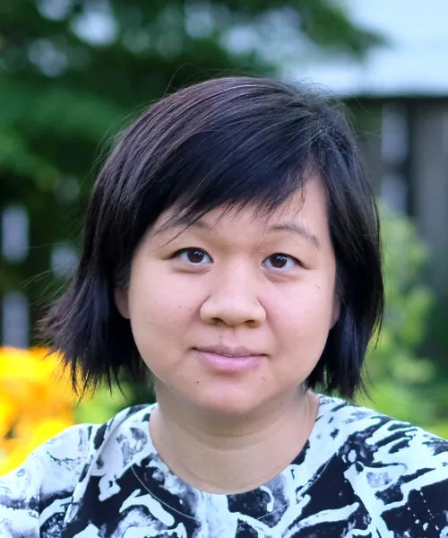 portrait of Jennifer Chuong