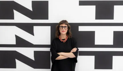 portrait of Robyn Farrell