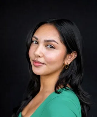 headshot of Sophia